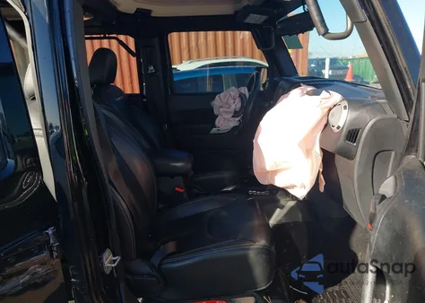 2018 Jeep Wrangler Jk Unlimited Rubicon 4X4 from USA, damaged, VIN 1C4BJWFG7JL845005